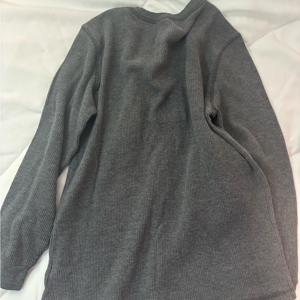 Old Navy Gray Henley Shirt with 3 buttons- size medium 8